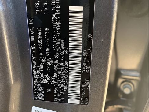 Used 2023 Toyota Highlander XLE image 32