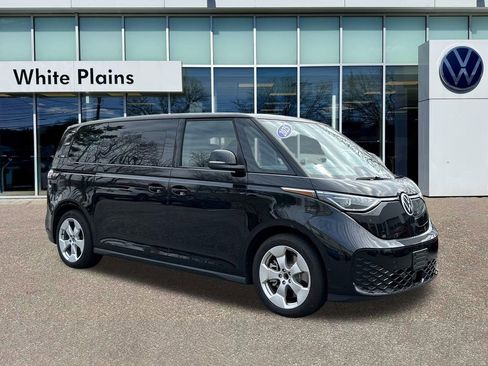 New 2025 Volkswagen ID. Buzz Pro S RWD image 1