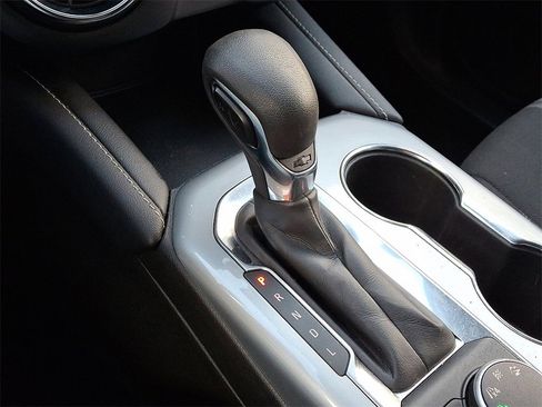 Used 2023 Chevrolet Blazer LT image 17