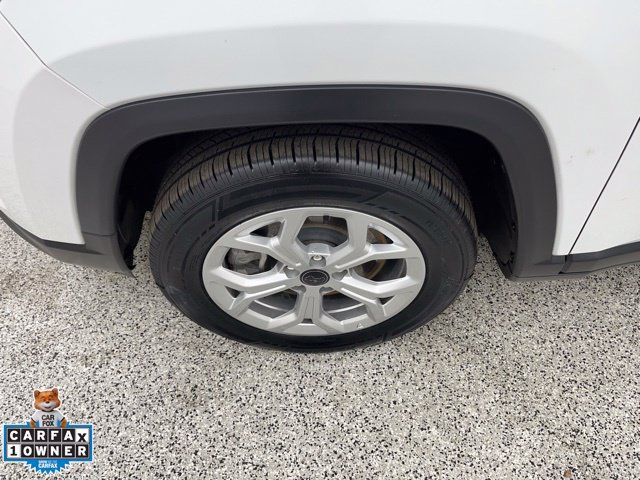 Used 2025 Jeep Compass Latitude AWD/4WD image 13