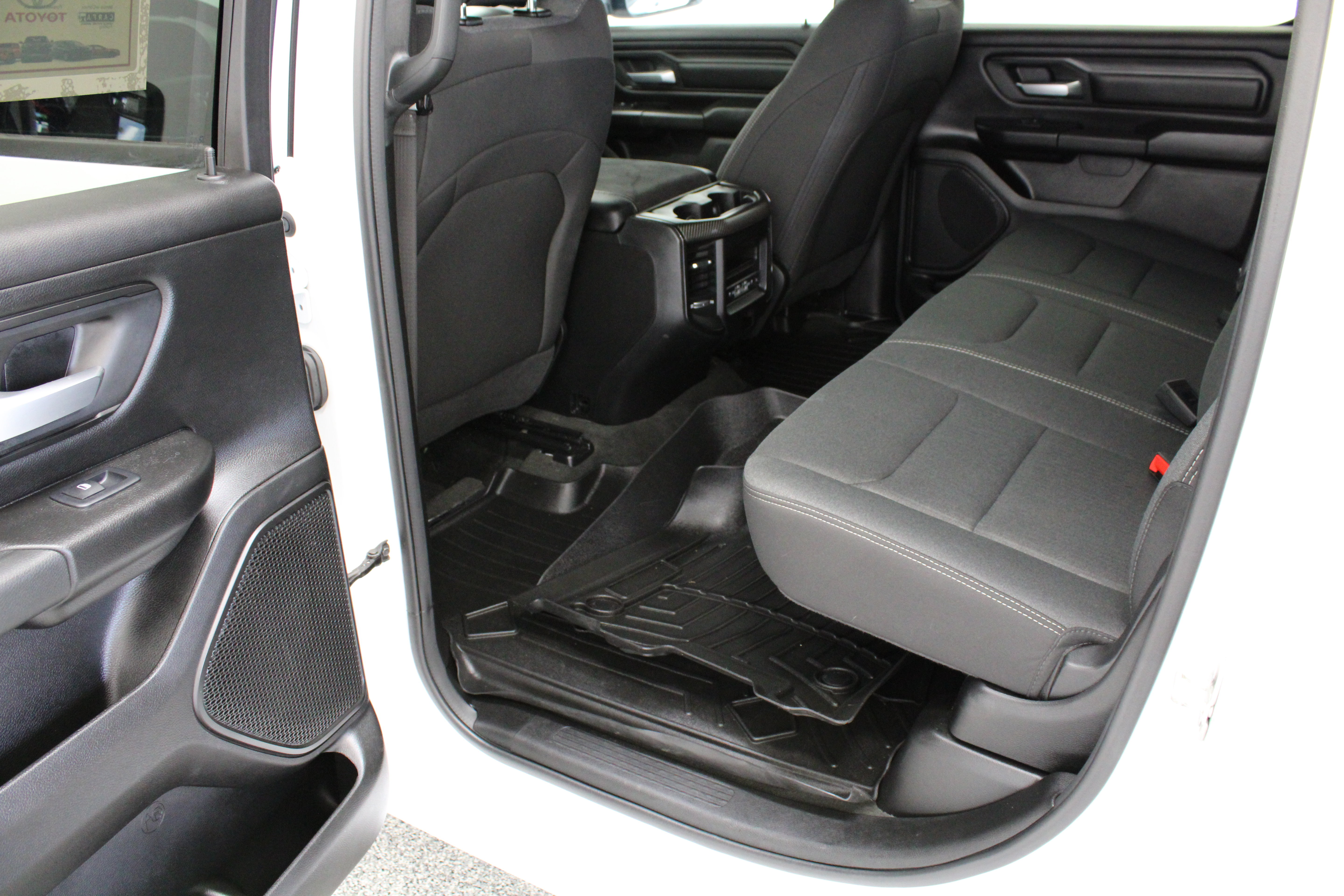 Used 2024 RAM 1500 Tradesman w/ Night Edition AWD/4WD image 28