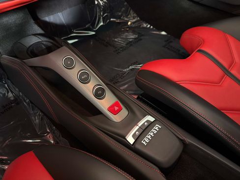 Used 2018 Ferrari 488 GTB RWD image 35