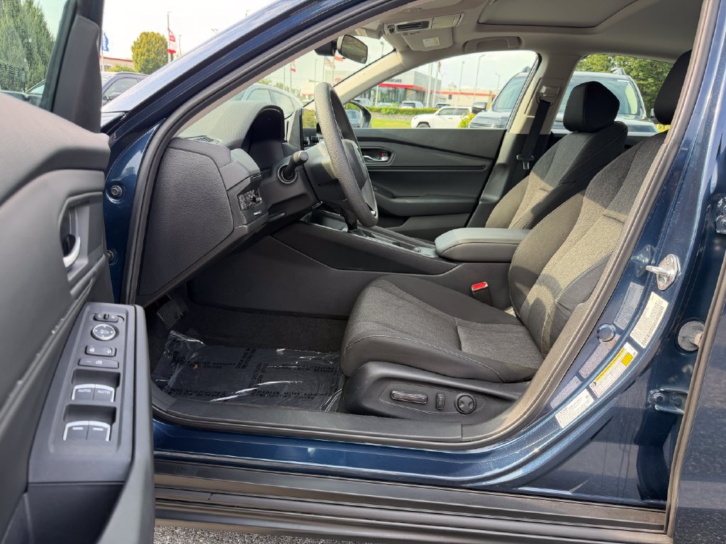 Certified 2024 Honda Accord EX image 11