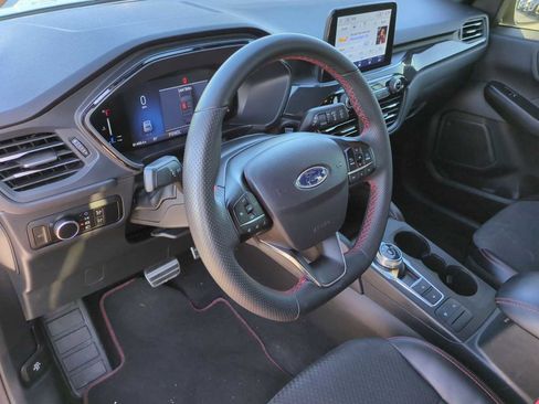 Used 2023 Ford Escape ST-Line image 10