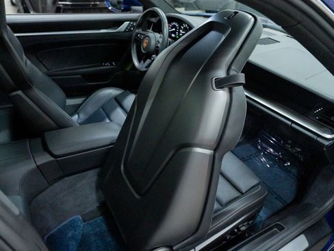 Used 2022 Porsche 911 Turbo image 26