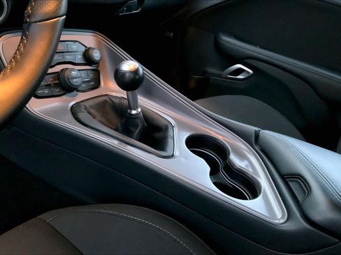 Used 2023 Dodge Challenger R/T RWD image 13