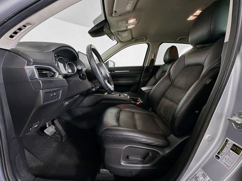 Used 2021 MAZDA CX-5 Touring image 13