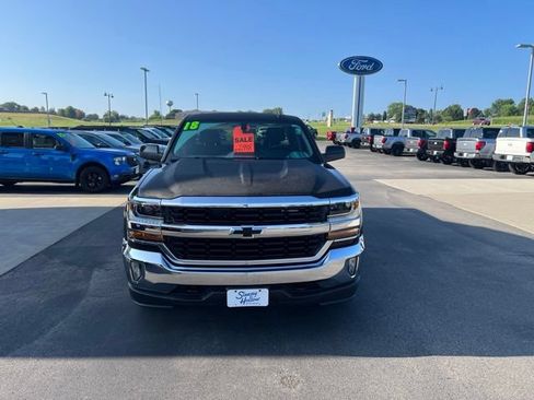 Used 2018 Chevrolet Silverado 1500 LT w/ All Star Edition AWD/4WD image 2