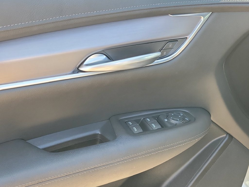Used 2024 Cadillac XT5 Luxury FWD image 20