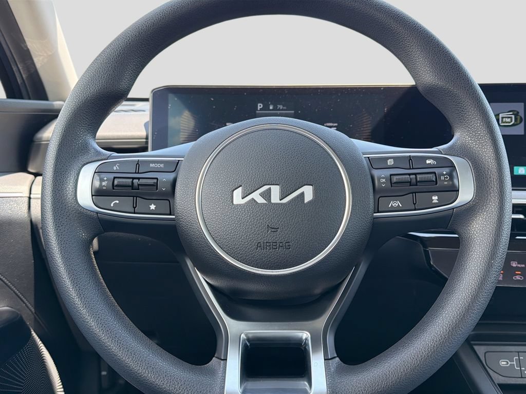 Used 2025 Kia K5 LXS FWD image 19