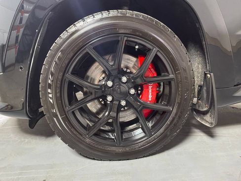 Used 2020 Jeep Grand Cherokee SRT AWD/4WD image 8