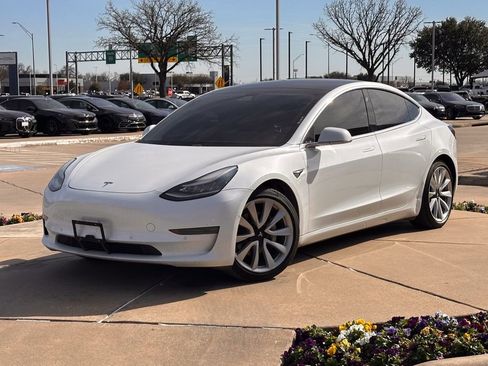 Used 2020 Tesla Model 3 Performance image 8