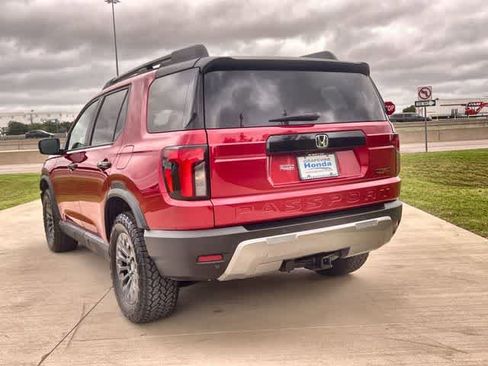 Used 2026 Honda Passport TrailSport image 5