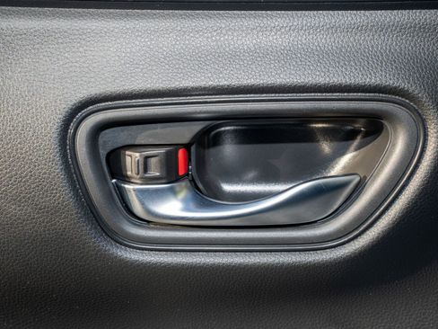 Certified 2023 Honda HR-V LX image 26