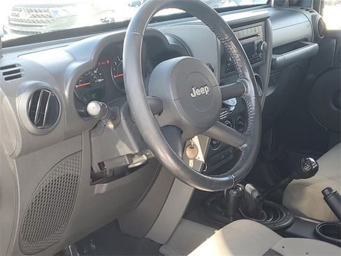 Used 2008 Jeep Wrangler X image 6