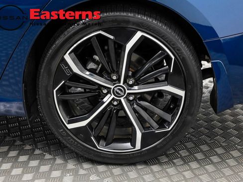 Used 2023 Nissan Altima 2.5 SR w/ SR Premium Package image 37