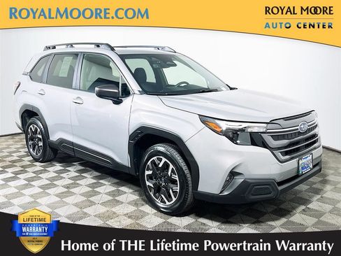 Certified 2025 Subaru Forester Premium AWD/4WD image 1