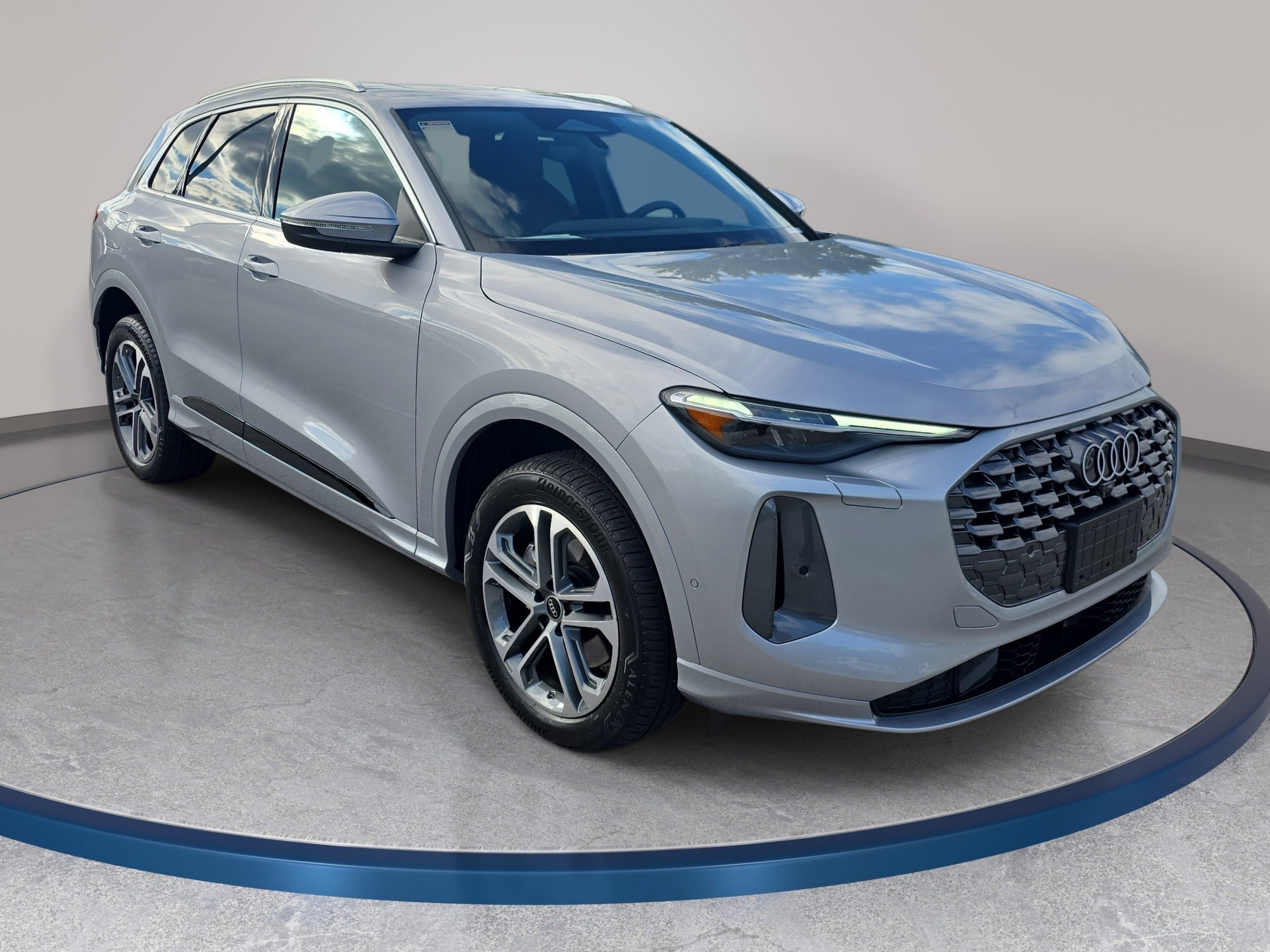 New 2026 Audi Q5 Premium Plus AWD/4WD image 3