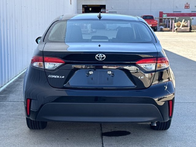 Used 2024 Toyota Corolla LE FWD image 5
