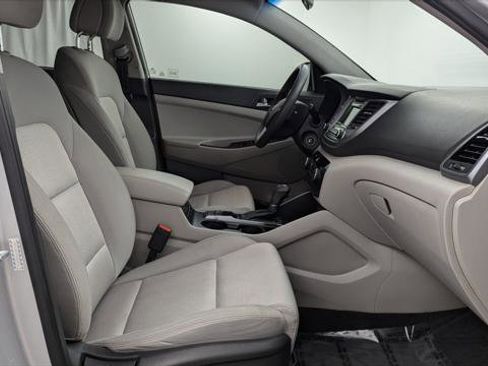 Used 2017 Hyundai Tucson SE image 22