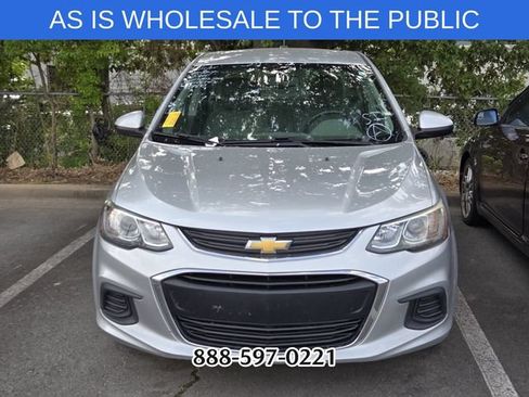 Used 2017 Chevrolet Sonic LT FWD image 9