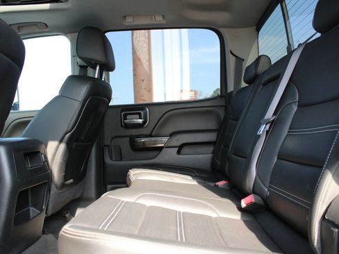 Used 2015 GMC Sierra 2500 Denali w/ Duramax Plus Package image 11