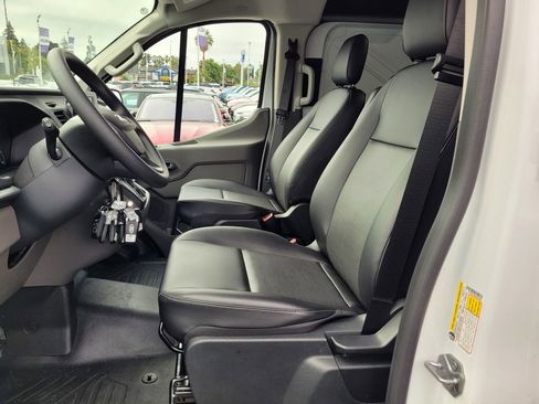 New 2025 Ford Transit 150 Low Roof image 33