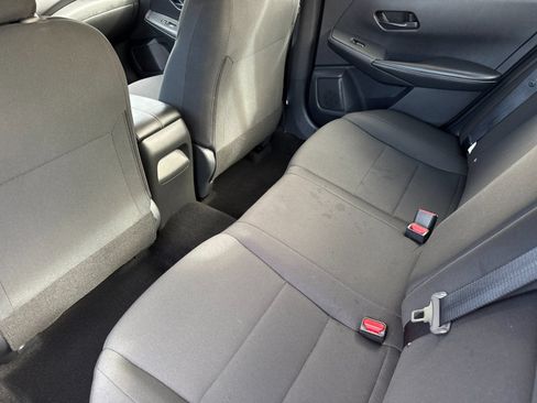 Used 2025 Nissan Sentra S FWD image 8
