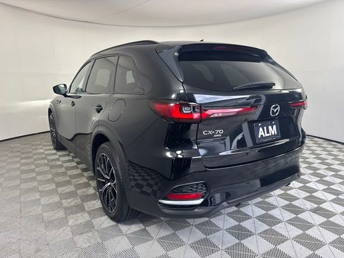 Certified 2025 MAZDA CX-70 Plug-In Hybrid w/ Premium Plus AWD/4WD image 8