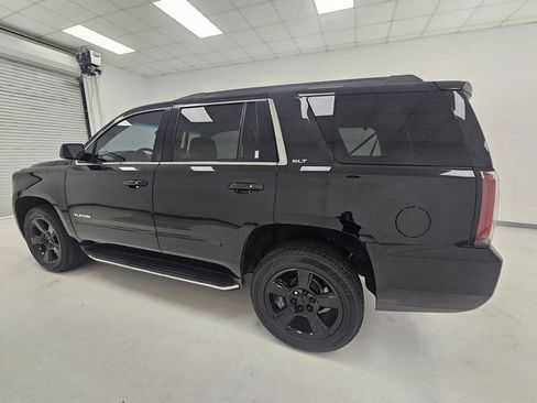 Used 2018 GMC Yukon SLT image 35