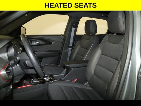 Used 2023 Chevrolet TrailBlazer RS AWD/4WD image 3