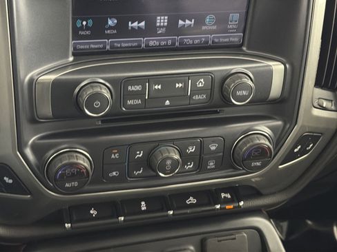 Used 2018 Chevrolet Silverado 1500 LTZ w/ LTZ Plus Package image 20