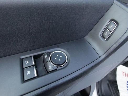 Used 2024 Ford F550 4x4 Regular Cab Super Duty image 14