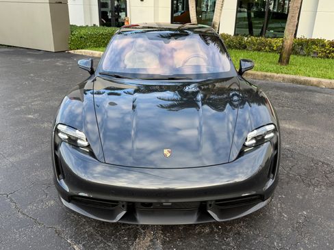 Used 2020 Porsche Taycan Turbo S image 11