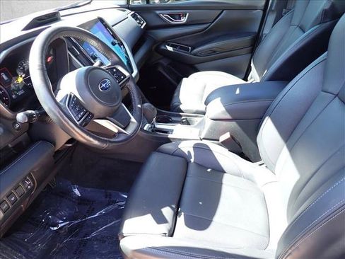 Used 2023 Subaru Ascent Limited w/ Technology Package AWD/4WD image 13