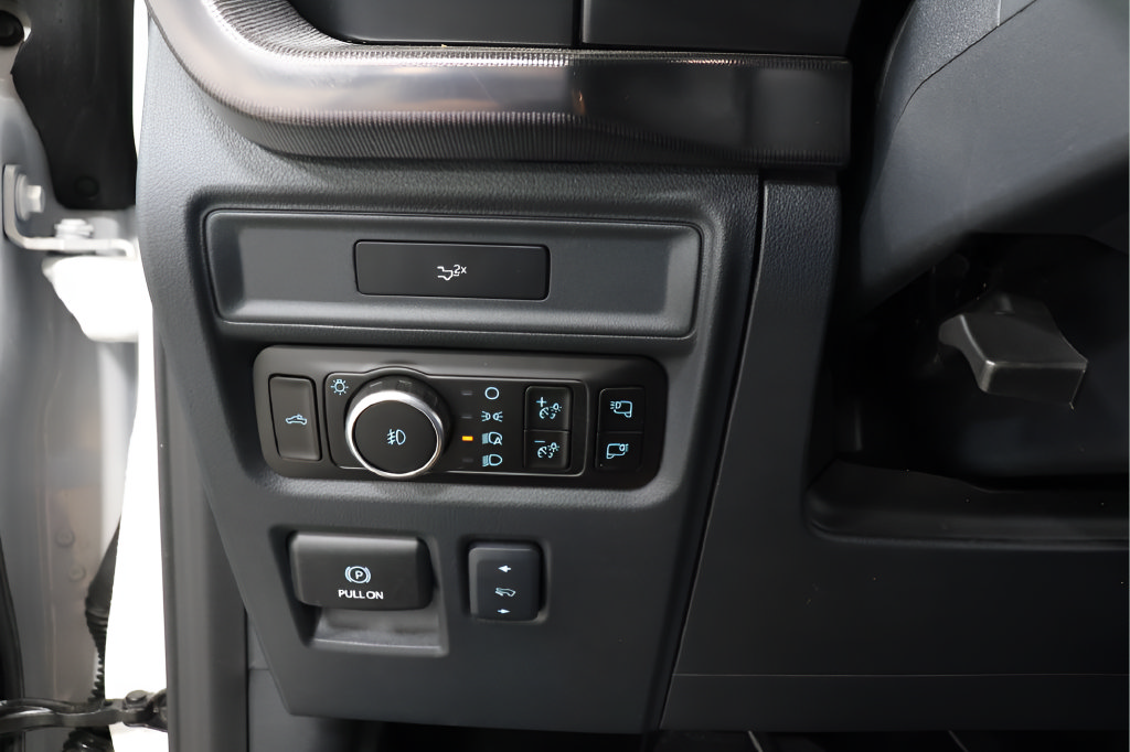 Used 2026 Ford F150 Lariat AWD/4WD image 18