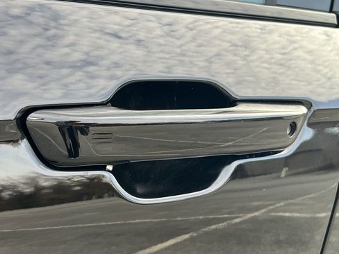 New 2025 Jeep Grand Cherokee L Limited AWD/4WD image 35