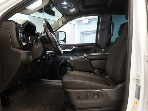 Used 2025 Chevrolet Silverado 2500 LT w/ All Star Edition AWD/4WD image 4