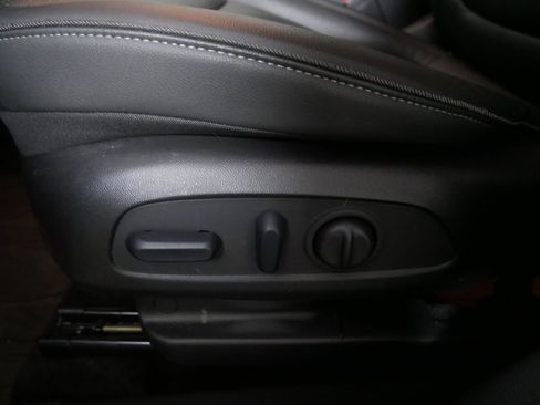 Used 2023 Buick Encore GX Essence w/ Experience Buick Package AWD/4WD image 19