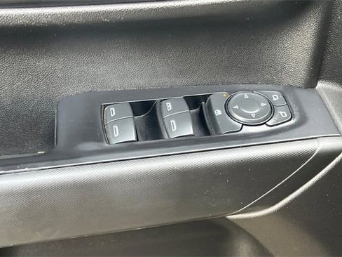 Used 2021 Chevrolet Silverado 1500 Custom image 12