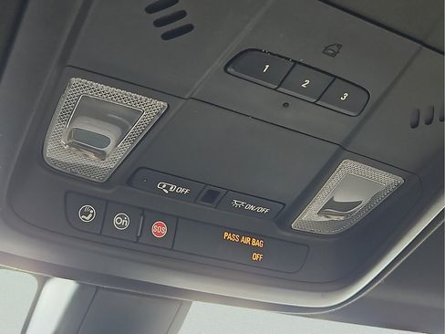 Used 2019 Cadillac XT5 FWD image 20