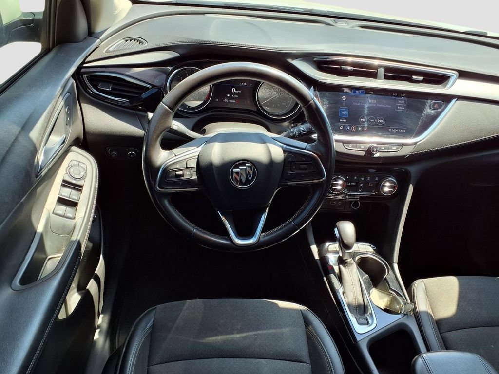 Used 2020 Buick Encore GX Select w/ Sport Touring Package FWD image 9