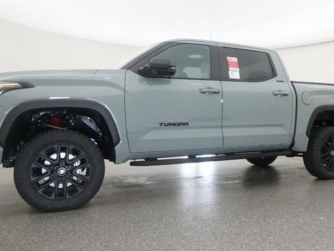 New 2026 Toyota Tundra Limited AWD/4WD image 18