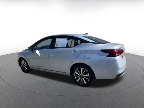 Used 2025 Nissan Versa SV image 10