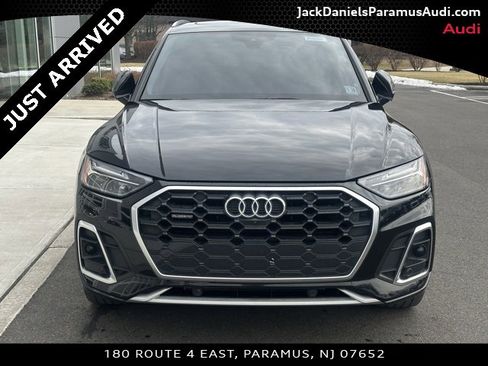Used 2023 Audi Q5 2.0T Premium Plus w/ Premium Plus Package image 2