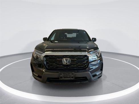 Used 2023 Honda Passport EX-L image 3