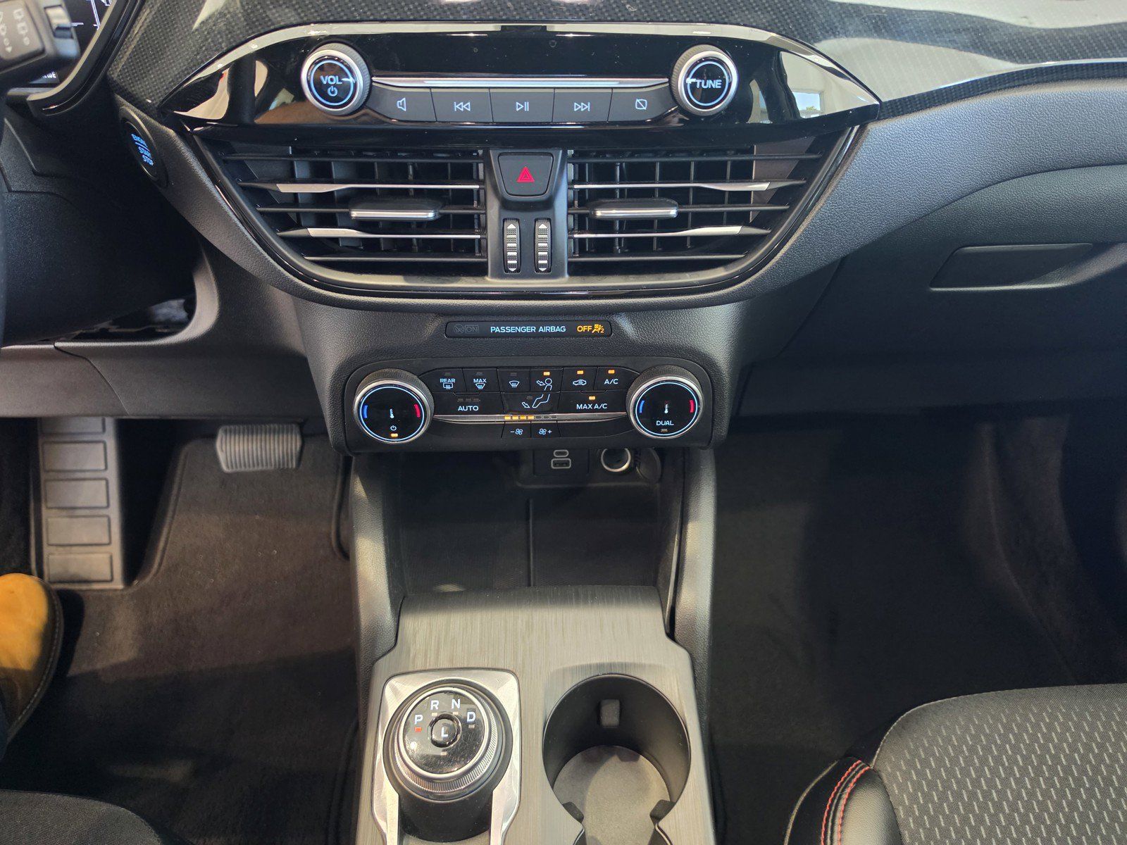 Used 2025 Ford Escape ST-Line FWD image 13