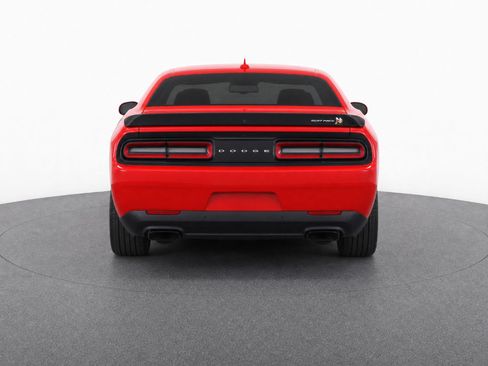 Used 2022 Dodge Challenger R/T Scat Pack w/ Shaker Package RWD image 7