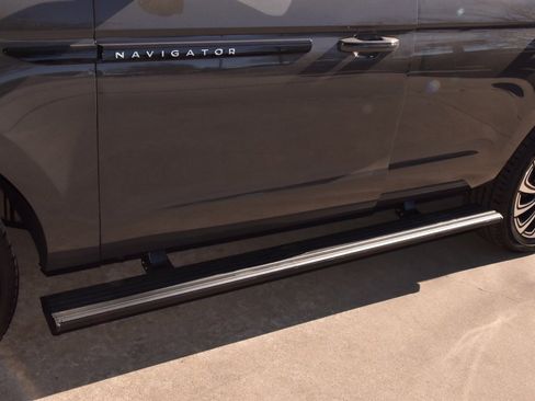 New 2025 Lincoln Navigator Black Label image 43