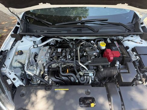 Used 2025 Nissan Sentra S FWD image 28